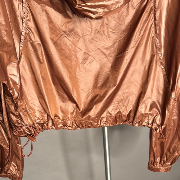ALO YOGA • NWOT Brown Copper Windbreaker Jacket Hoodie • Size XS - Picture 10 of 10